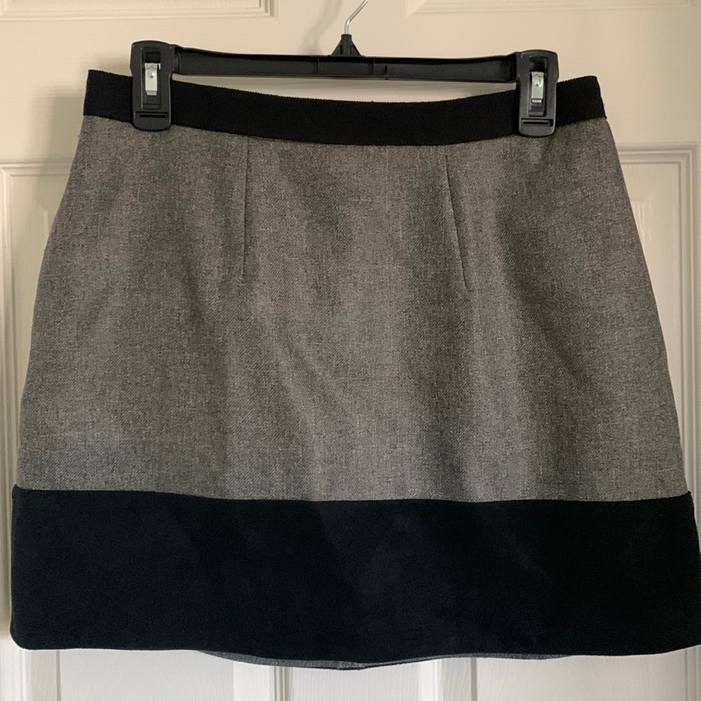 Gray and black mini skirt
